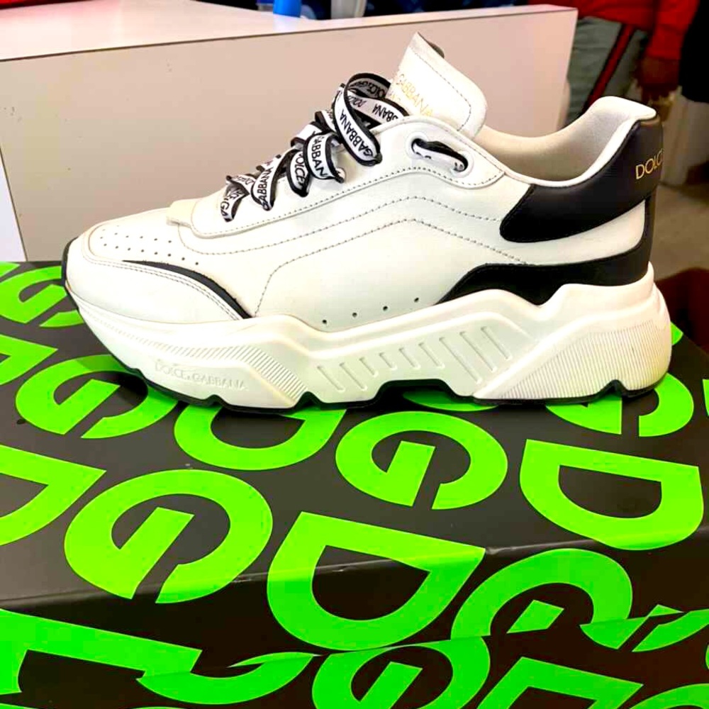Dolce & Gabbana Daymaster Sneakers size 41.5 (7.5)